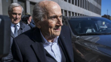 Fußball: Ex-Verbandspräsident Joseph Blatter beteuert Unschuld im Fifa-Prozess