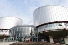 ESČP: Pritožniki po bančnih izbrisih še niso izkoristili vseh pravnih možnosti v Sloveniji