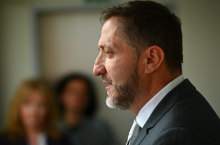 Vpisovanje ljudskih obveznic bo steklo v ponedeljek, dostopne bodo  na 268 vpisnih mestih po državi