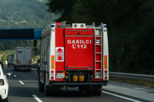 V Lancovi vasi zagoreli elektronski odpadki in plastika, prebivalci naj zaprejo okna