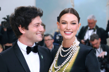 Im Babyglück: US-Model Karlie Kloss und Ehemann Joshua Kushner erwarten ihr drittes Kind