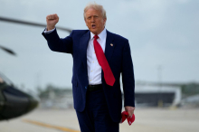 Trump: Kitajska z uvedbo carin na ameriško blago odigrala narobe, zajela jo je panika