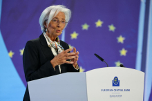 Svet ECB šestič zapored znižal evrske obrestne mere