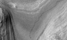 NASA je snimila nevjerojatnu sliku rovera Curiosity dok putuje površinom Marsa