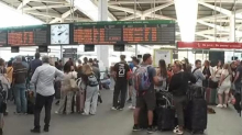 Blackout in Spagna, voli cancellati a Barcellona. Disagi a Lisbona