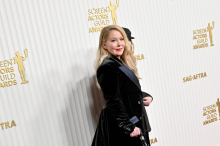 Christina Applegate trauert um ihren verstorbenen Vater im Podcast