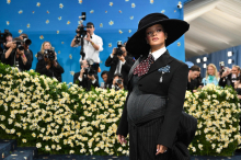 Met Gala 2025: Schaulaufen der Stars und Babybauch-Überraschung von Rihanna