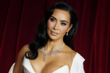 Nach Raubüerfall: Kim Kardashian sagt vor Gericht aus, Stylistin schildert Todesangst