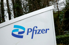 Na Sodišču EU-ja poraz za Evropsko komisijo v primeru sporočil med von der Leyen in Pfizerjem