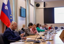 ESS nadaljuje pogajanja glede urejanja trga dela, zapleta se pri nadomestilu za brezposelnost