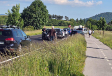 V prometni nesreči v naselju Petelinje dve smrtni žrtvi in trije poškodovani, med njimi otrok