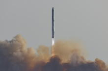 V Teksasu med pripravami na testni polet eksplodirala raketa Starship