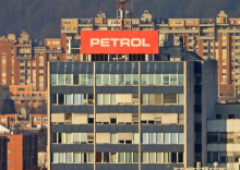 Na Petrolu opozarjajo, da bo nova regulacija dobiček družbe oklestila za do 30 milijonov evrov