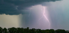 Unwetter über Deutschland: Wie verhalte ich mich richtig bei einem Gewitter?