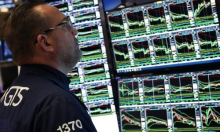 Wall Street blizu rekordnih razina, ulagači se nadaju oštrijem smanjenju kamatnih stopa