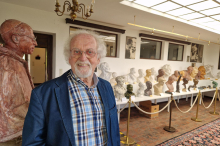 Gustinus Ambrosi: Ambrosis „Alterssitz“ in Stallhofen wird nur noch selten besucht
