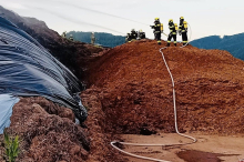 War es Selbstentzündung?: 150 Helfer bei Brand in Biogaswerk in Kärnten im Einsatz