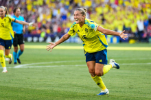 Women‘s Euro 2025: Schweden setzt sich knapp gegen Dänemark durch