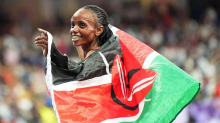 Leichtathletik: Kenianerin Beatrice Chebet läuft Weltrekord über 5.000 Meter