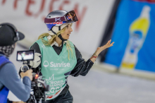 Surfunfall: Snowboard-Ass Anna Gasser muss operiert werden