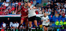 Studie über Kopfbälle im Fußball: Wie schädlich sind sie?