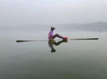 Vračanje na Bosumtwi: kako je kratersko jezero v Gani postalo katalizator umetniške preobrazbe