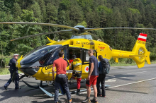 Notarzteinsatz: Blitz schlug auf der Rax neben Wanderer ein