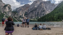 Overtourism, ecco le aree italiane più a rischio. Rimini, Venezia e Bolzano sul podio