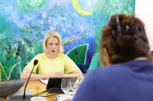 Izredna seja DZ-ja o razveljavitvi sklepa o referendumu o obrambnih izdatkih bo v petek