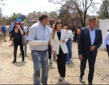 Vučin iz Kuršumlije izgubio sve u požaru! Država priskočila u pomoć: Ministarsto privrede obezbedilo privremeni objekat dok se ne izgradi nova kuća