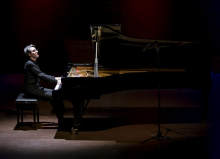 Koncert pianista Aleksandra Gadžijeva na EPK-ju kot 