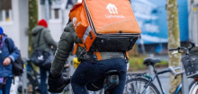 Lieferando kündigt Entlassung von bis zu 2000 Fahrern an