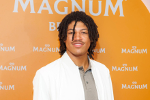 Henry Samuel wandelt auf den Modelspuren von Mama Heidi Klum