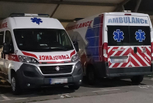 NOĆ U BEOGRADU: Saobraćajna nesreća na Batajničkom drumu, povređena žena