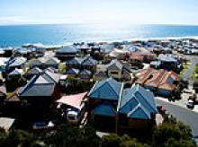 Real estate agents getting rich on Australia's housing crisis is a 'kick in the guts' for struggling households