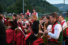 Kraig Sommernachtskonzert: Musiker in Kraig trotzen Regen für magischen Konzertabend