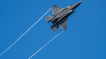 Bündnisverteidigung: Umbau für neue Atom-Jets wird 800 Millionen Euro teurer