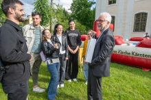Pilgerreise: Zum 70er ist Bischof Marketz weit weg von Kärnten