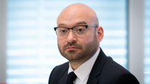 Migrationspolitik: Innenminister: Wer untertaucht, soll Asylanspruch verlieren