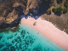 Tragedy as British woman, 24, dies after suffering a seizure while snorkelling off famous Indonesian beach