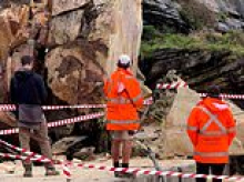 Shocking moment massive sandstone cliff collapses at Bronte Beach in Sydney's east