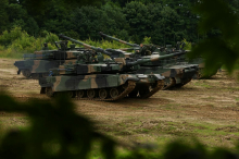 Poljska v obrambo vlaga milijarde evrov – do leta 2030 bo imela že 1100 tankov