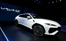 Voznik Lamborghinija po štajerski avtocesti vozil 239 km/h