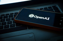 OpenAI razmišlja o novi prodaji delnic in potuje proti  rekordnemu vrednotenju