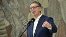 VUČIĆ VRATIO ŽAKLINU NA FABRIČKA PODEŠAVANjA: Predsednik odgovorom rasturio Tatalović