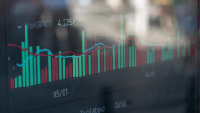 Crypto’s $25 Billion Spree Sparks Unease Even Among Insiders