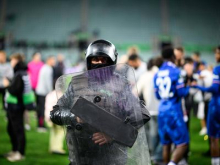 Angleška policija bo začela uporabljati sprej za označevanje huliganov