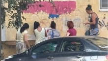 ANTISRPSKA AKCIJA BLOKADERA U NOVOM SADU: Prefarbavaju srpske zastave u Limanu - mrze Srbiju i trobojku