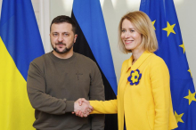 Pred srečanjem Trumpa in Putina Kaja Kallas sklicala izredno konferenco o Ukrajini