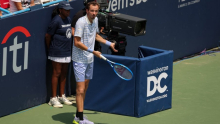 ŠTA SE DEŠAVA SA RUSOM? Danil Medvedev izgubio od 85. na ATP listi u Sinsinatiju